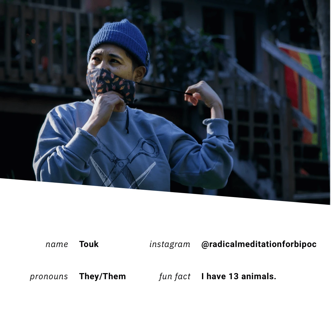 Autostraddle Hands Mask