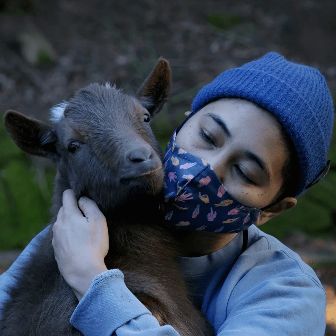Autostraddle Hands Mask